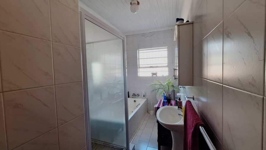 To Let 3 Bedroom Property for Rent in Bedelia Free State